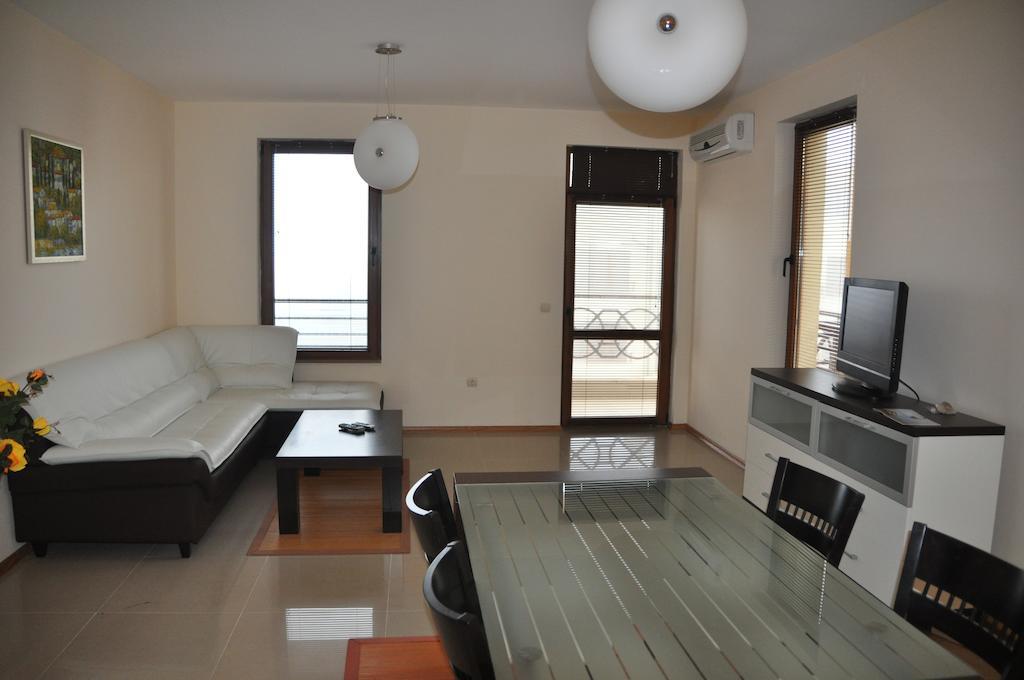 Lighthouse Golf Apart Complex&Villas Baltschik Zimmer foto