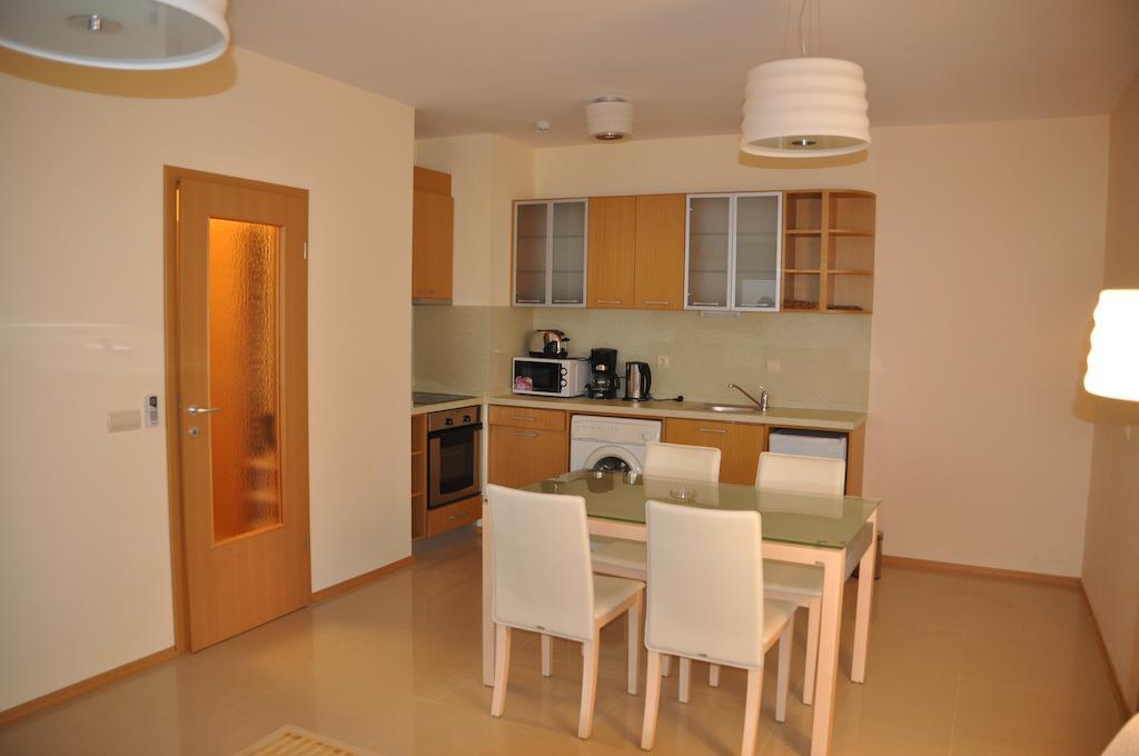 Lighthouse Golf Apart Complex&Villas Baltschik Zimmer foto