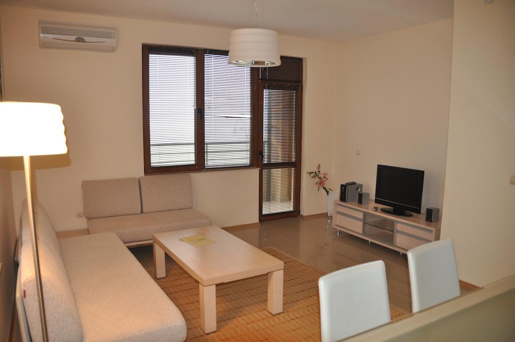Lighthouse Golf Apart Complex&Villas Baltschik Zimmer foto