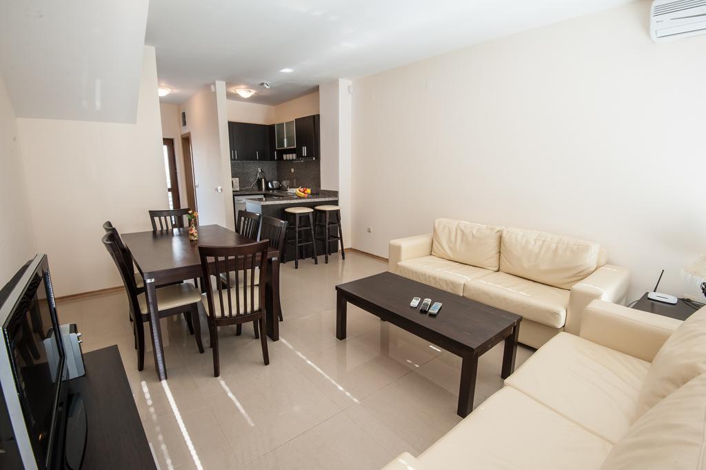 Lighthouse Golf Apart Complex&Villas Baltschik Exterior foto